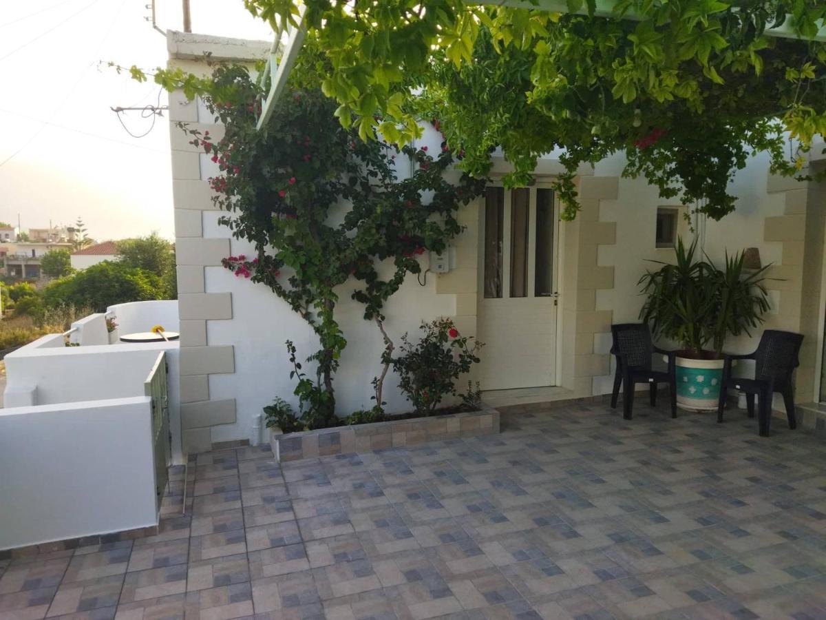 Yannis Apartments Jeorjúpoli Kültér fotó
